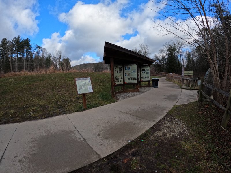 Old Man's Cave Hocking Hills State Park trailhead Kiosk.