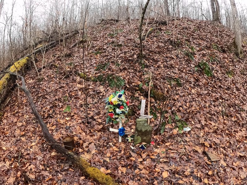 Dead Man's Hollow with grave at Shawnee State Forest.